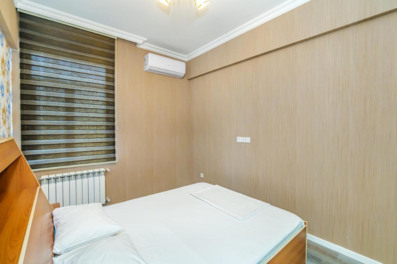 M Estate 1 Room Targovu Baku Exterior photo