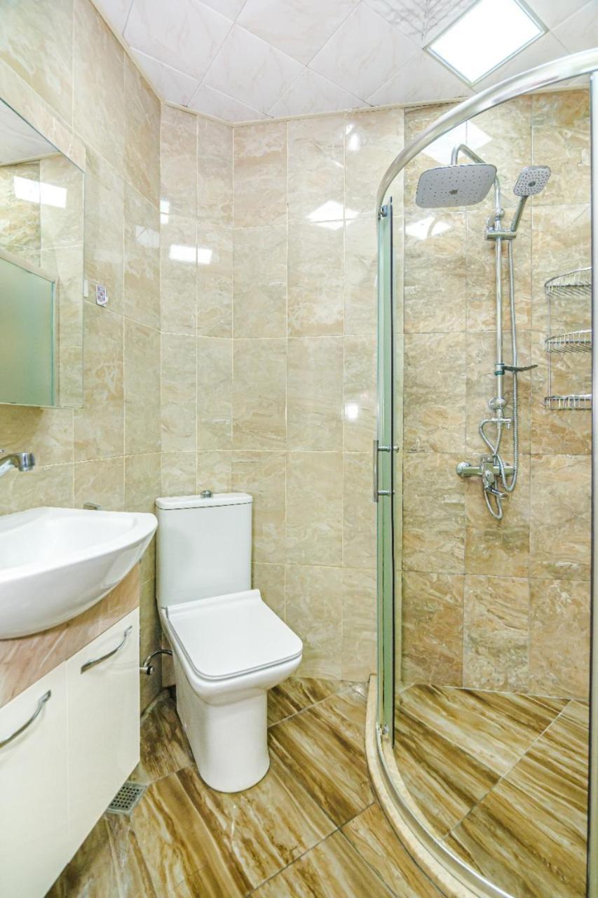 M Estate 1 Room Targovu Baku Exterior photo