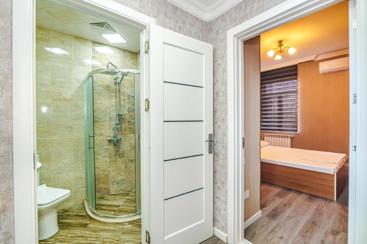 M Estate 1 Room Targovu Baku Exterior photo